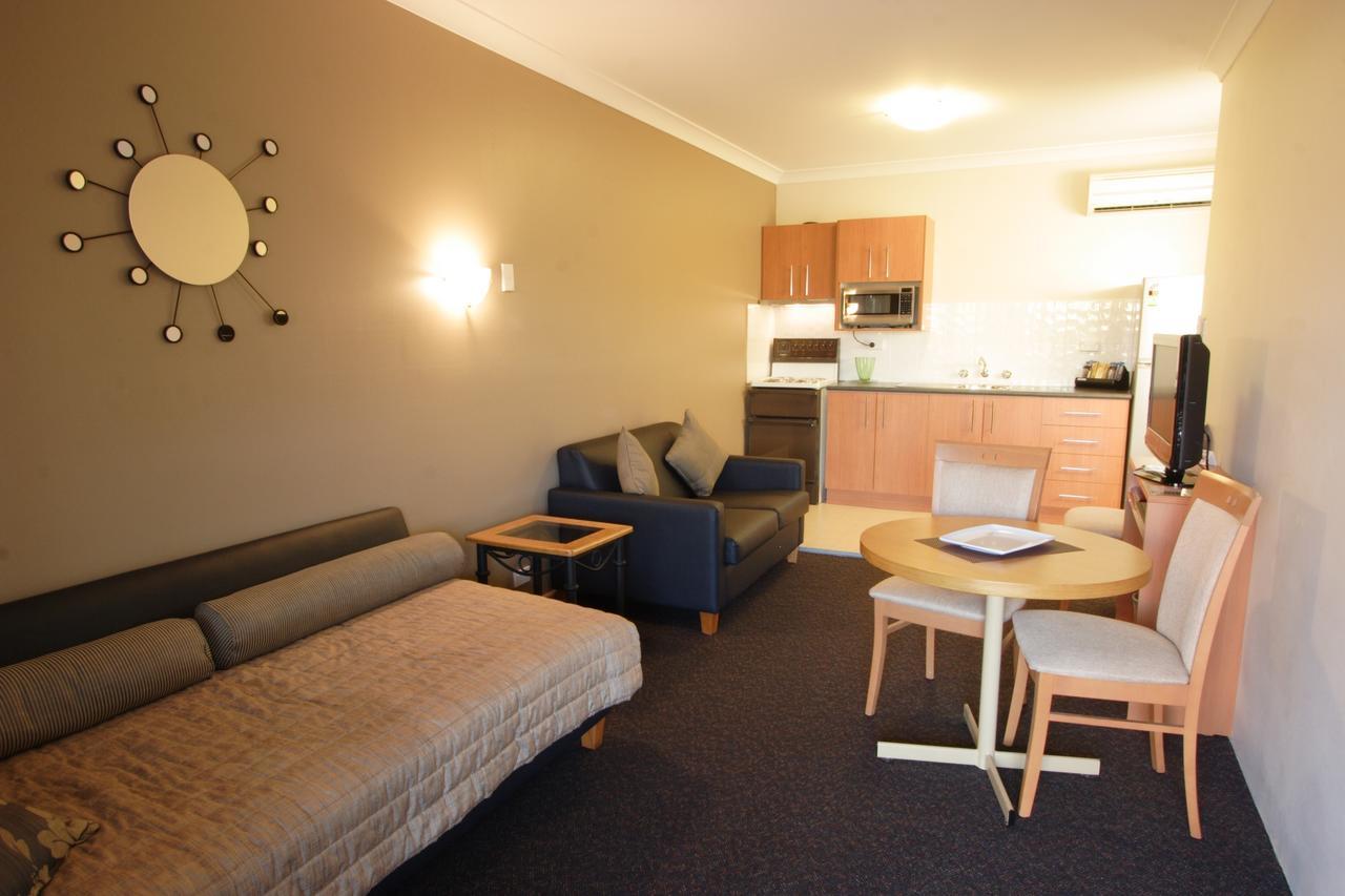 Narellan Motor Inn Eksteriør billede