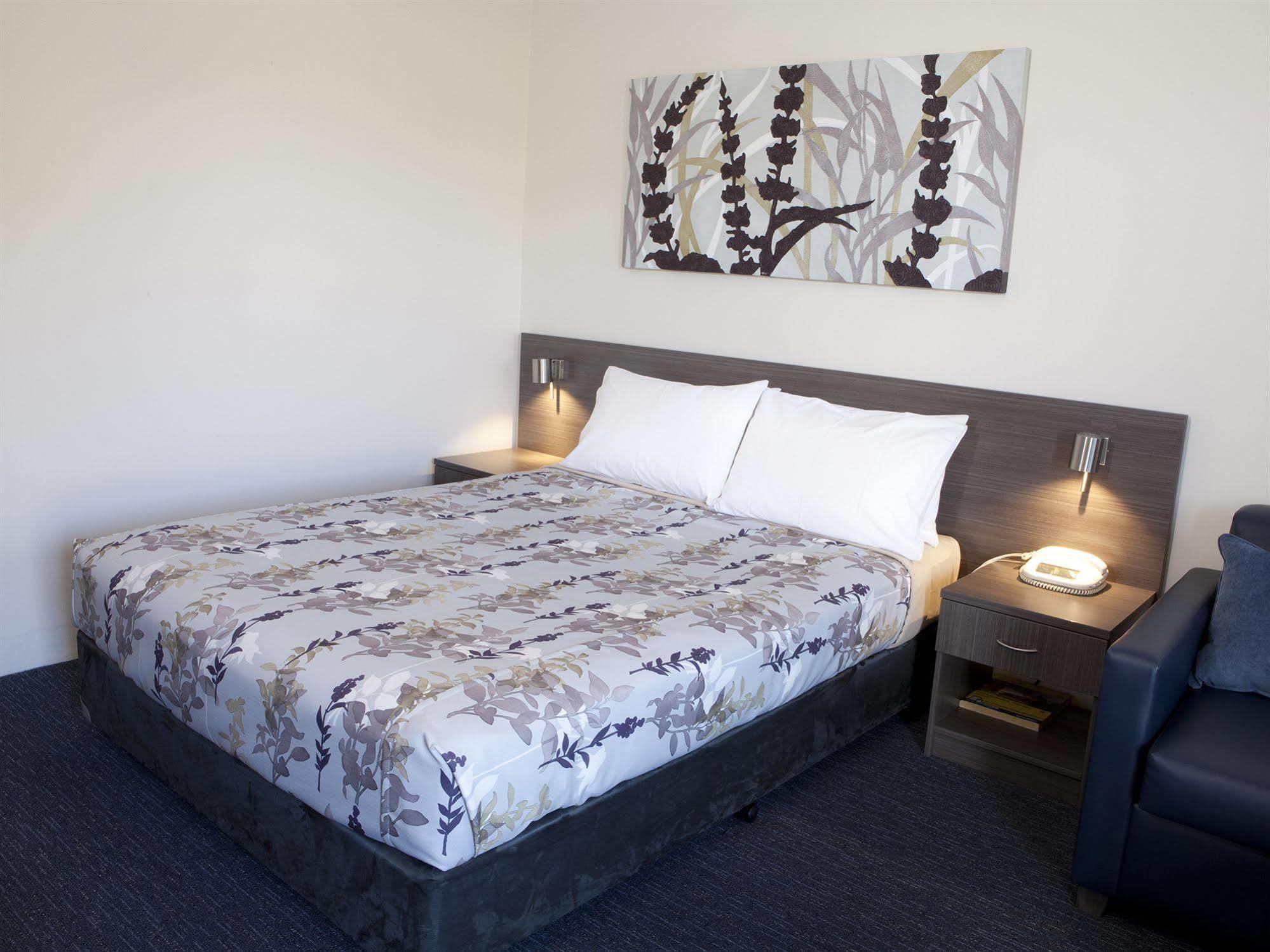 Narellan Motor Inn Eksteriør billede