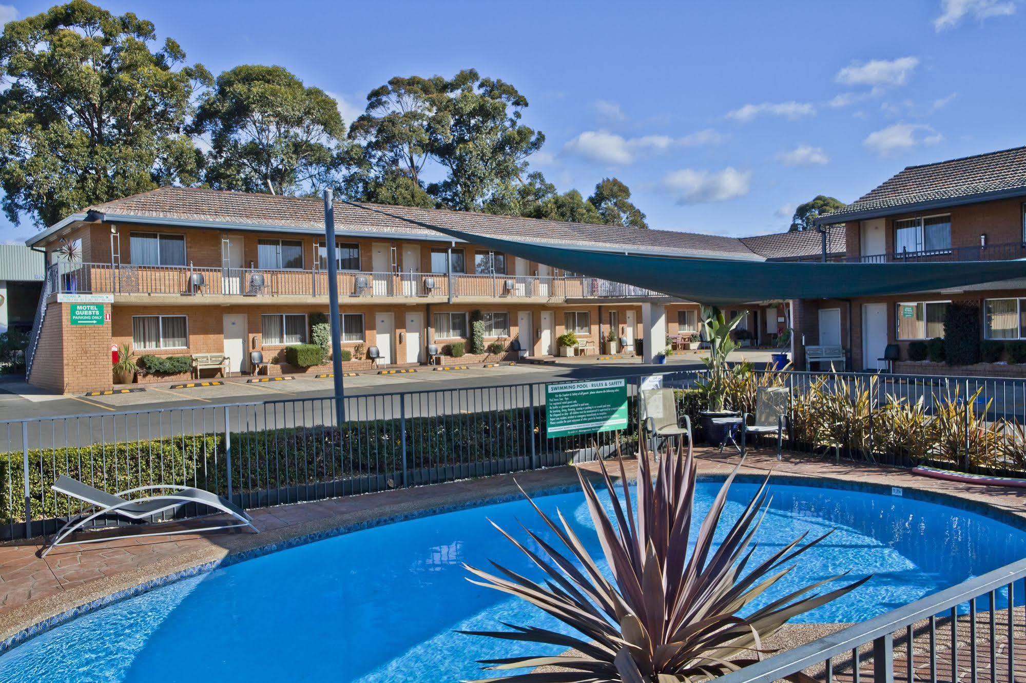 Narellan Motor Inn Eksteriør billede