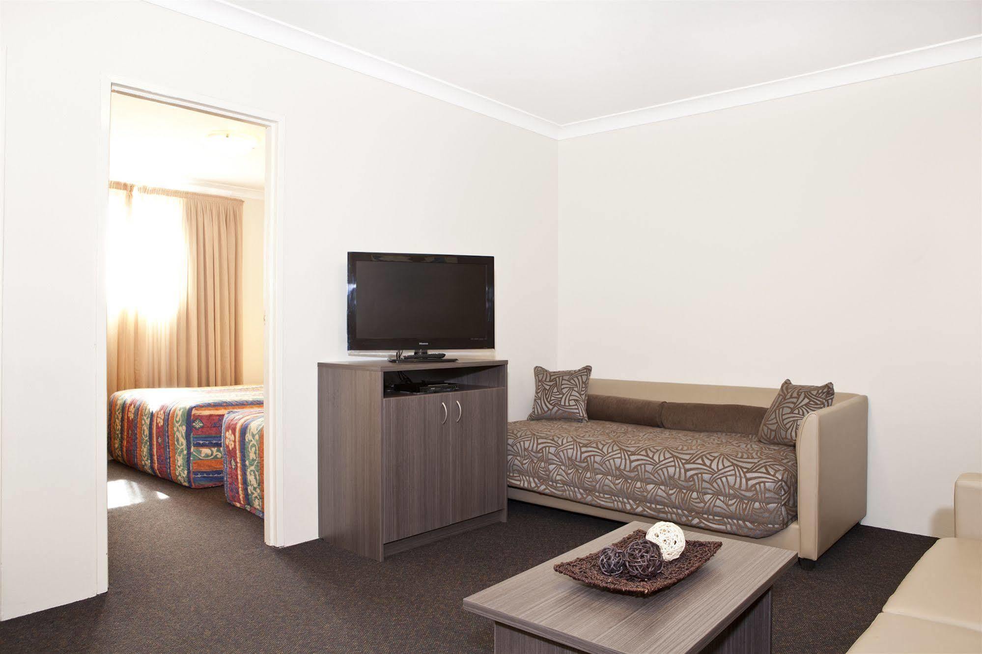 Narellan Motor Inn Eksteriør billede